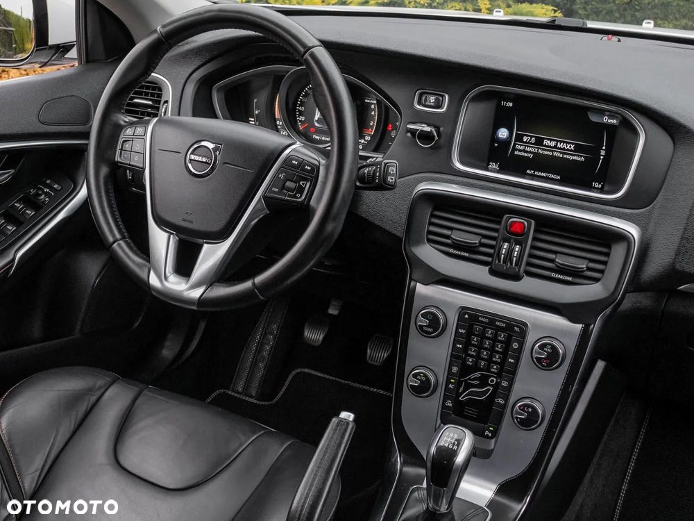 Volvo V40 Cross Country T3 Ocean Race - 19