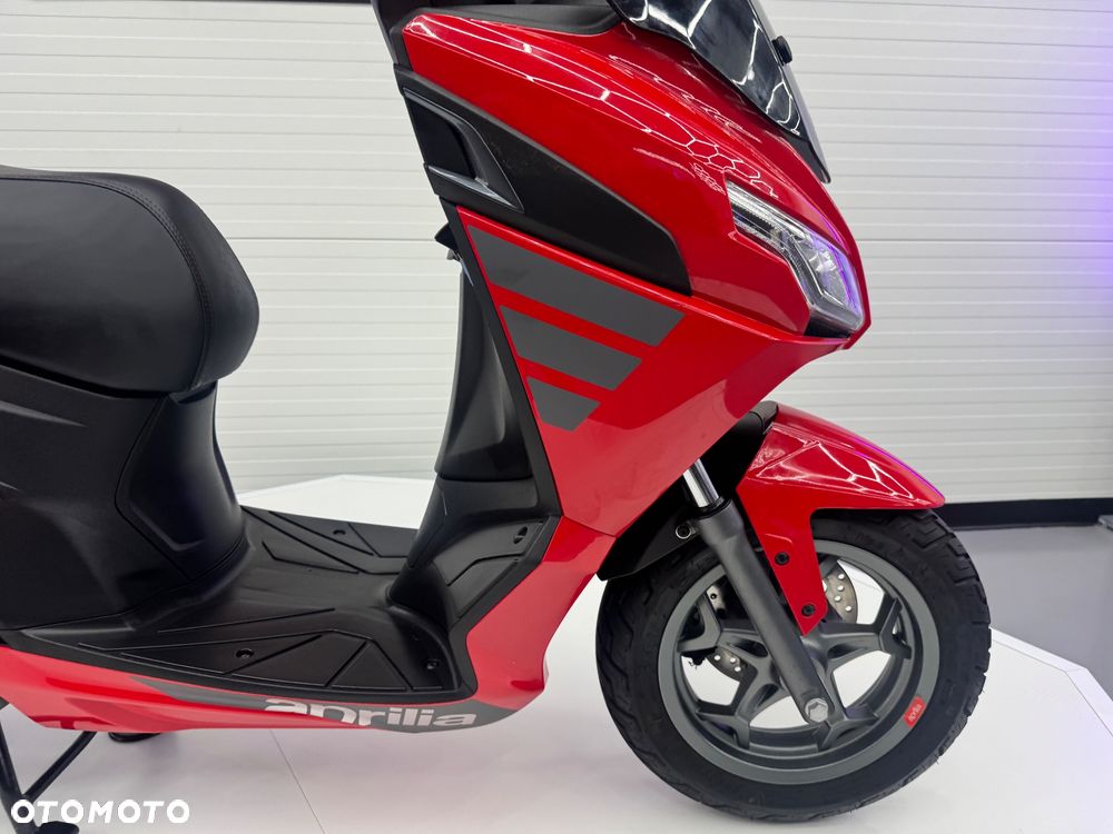 Aprilia Inny - 11