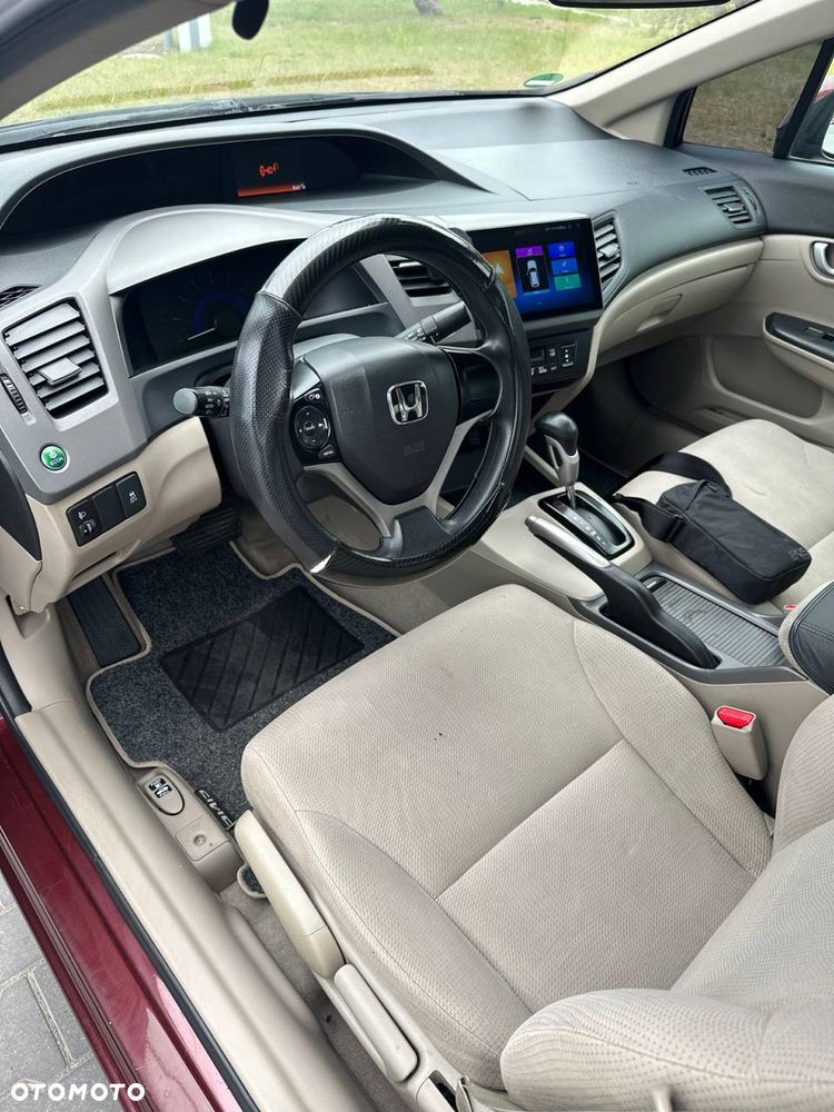 Honda Civic 1.8 Comfort - 11