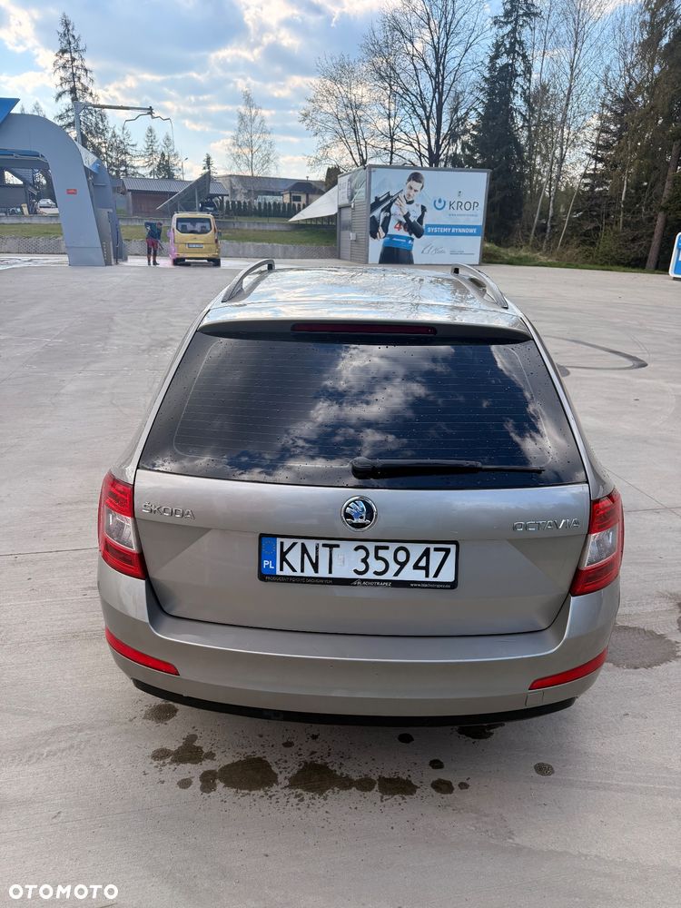 Skoda Octavia 2.0 TDI Drive - 8