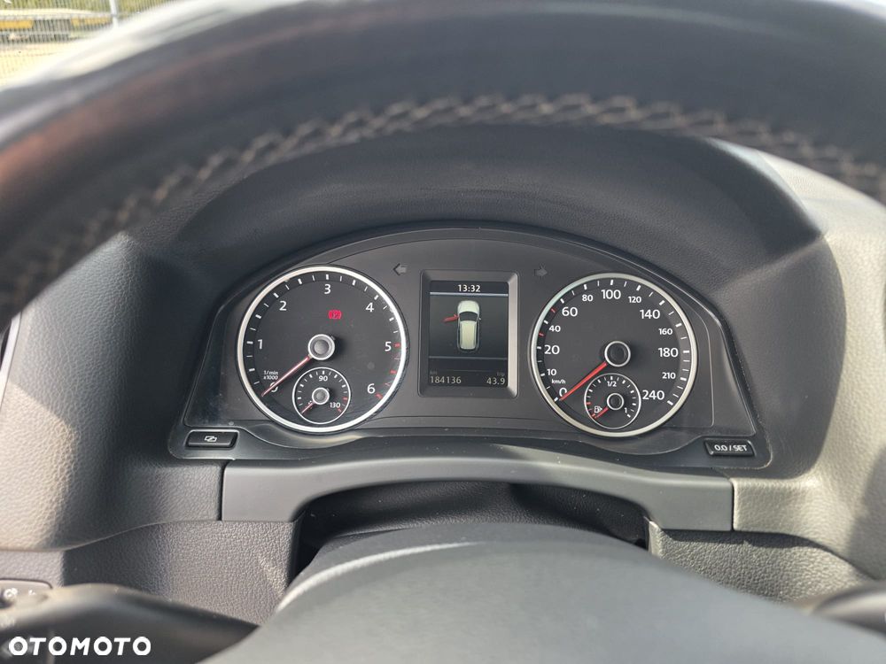 Volkswagen Tiguan - 10