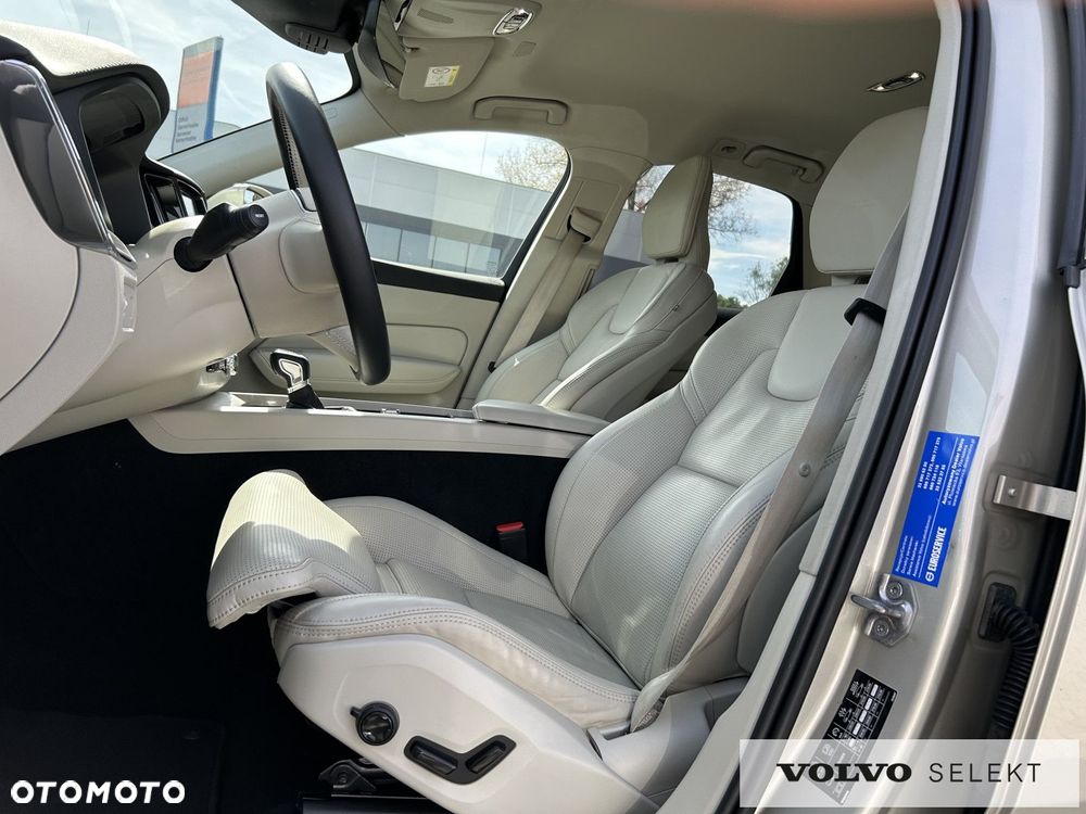 Volvo XC 60 - 13
