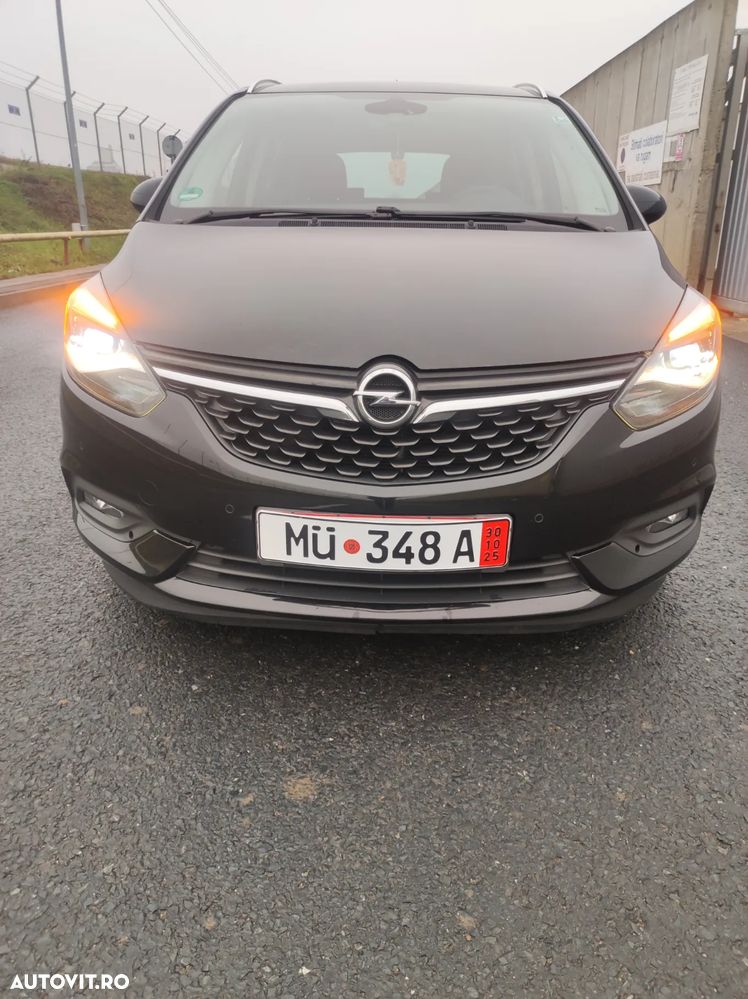 Opel Zafira Tourer 2.0 CDTI ecoFLEX Start/Stop Innovation - 1