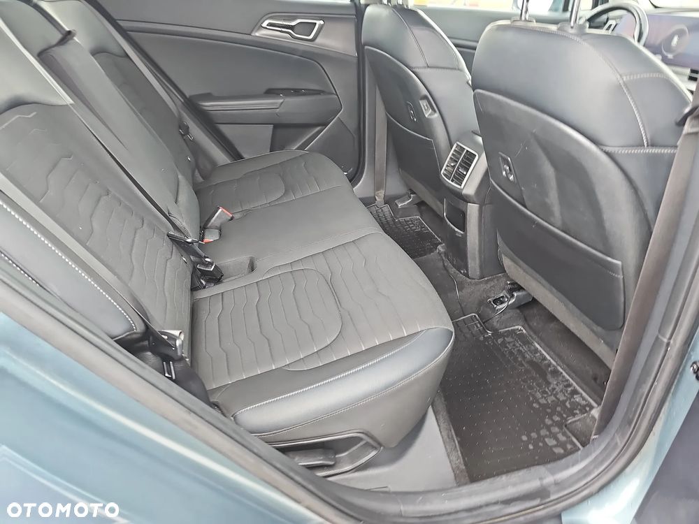 Kia Sportage 1.6 T-GDI MHEV Business Line 2WD DCT - 22