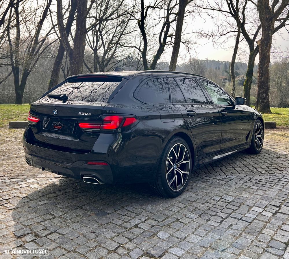 BMW 530 e Pack Desportivo M - 8