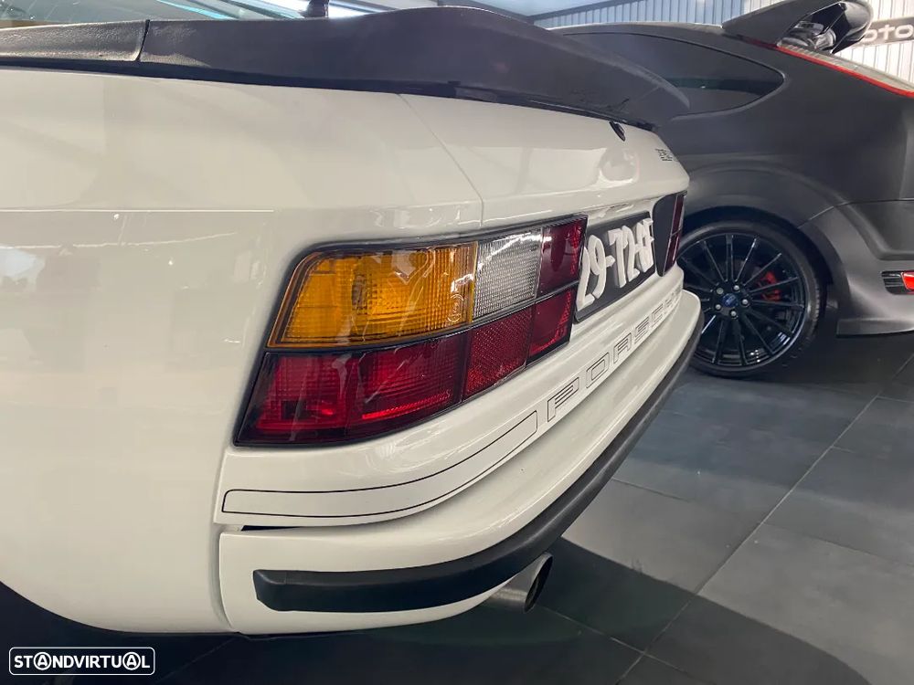 Porsche 924 - 30