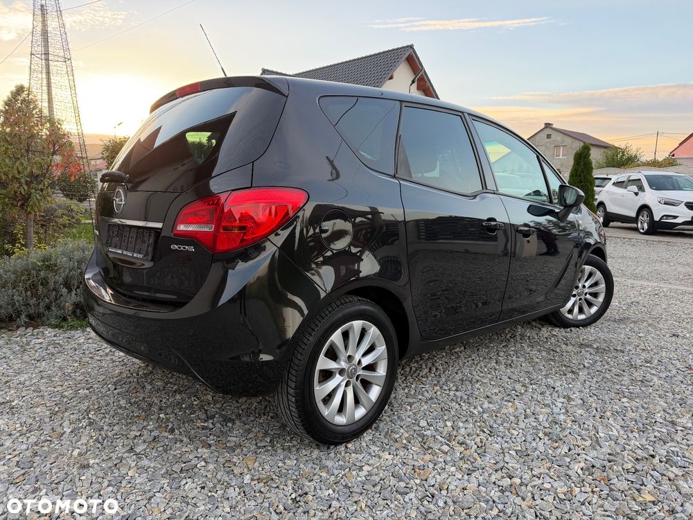 Opel Meriva 2012 photo 4