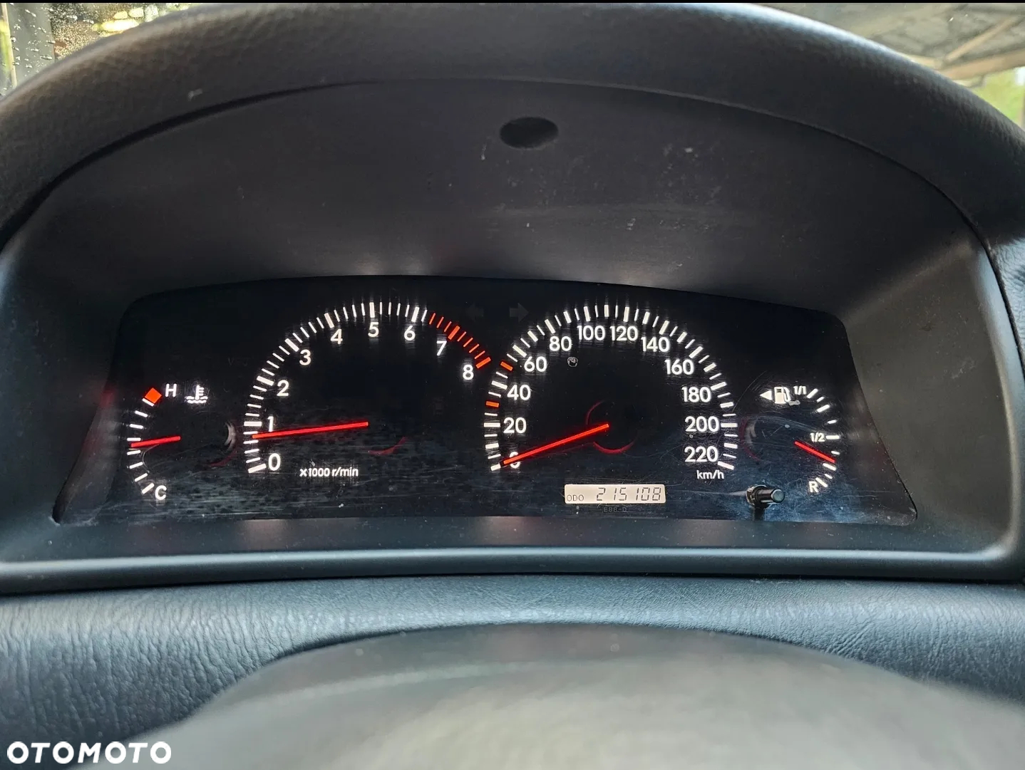 Toyota Corolla - 12
