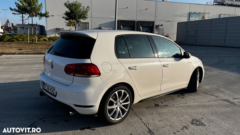 Volkswagen Golf - 4