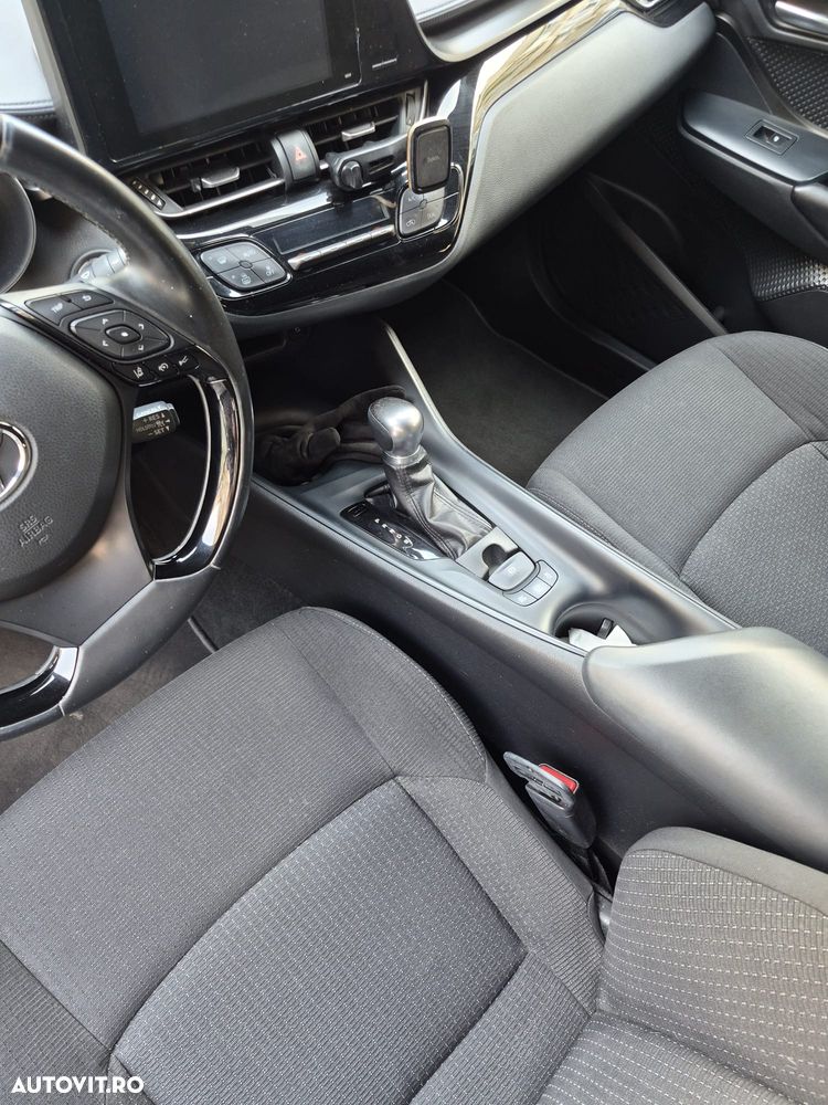 Toyota C-HR 1.8 HSD 122 CP 4x2 CVT C-ult Style - 8