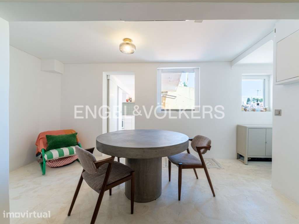 Penthouse T2 com varanda e vista rio em Alfama - Grande imagem: 4/25