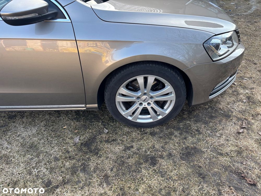 Volkswagen Passat 2.0 TDI Highline DSG - 10
