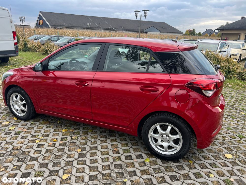 Hyundai i20 1.4 Trend - 4