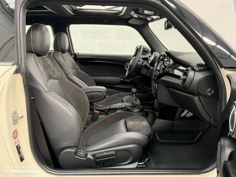 MINI 3 Portas Cooper SD - 36