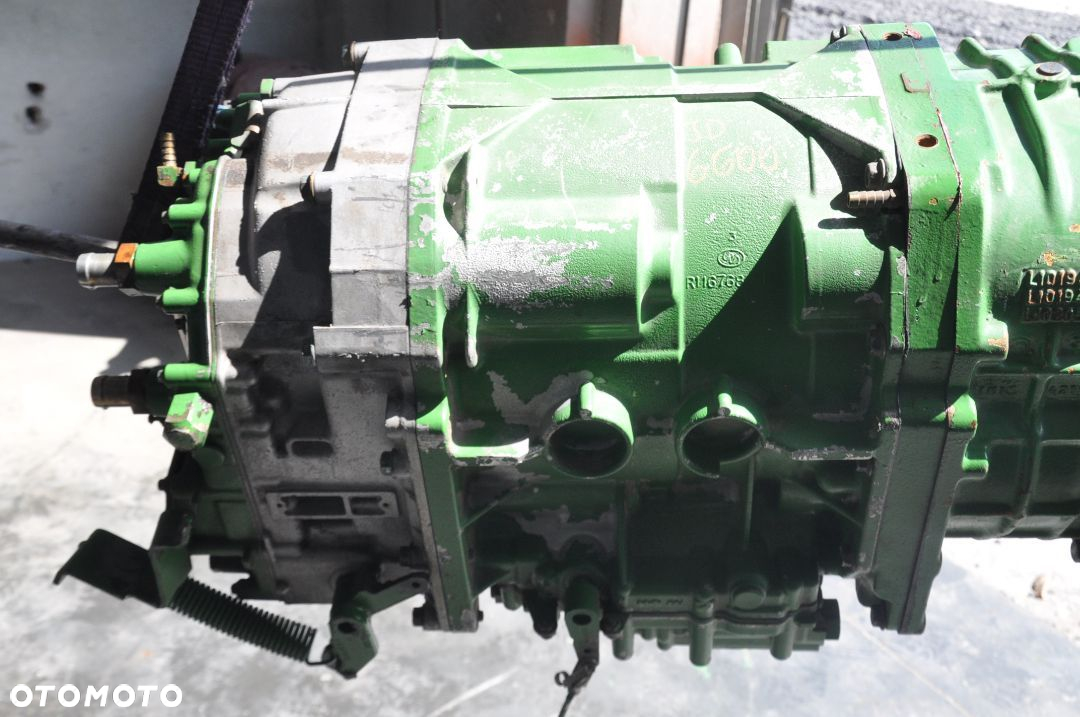 SKRZYNIA BIEGÓW JOHN DEERE NR R116768 / 033194B - 2