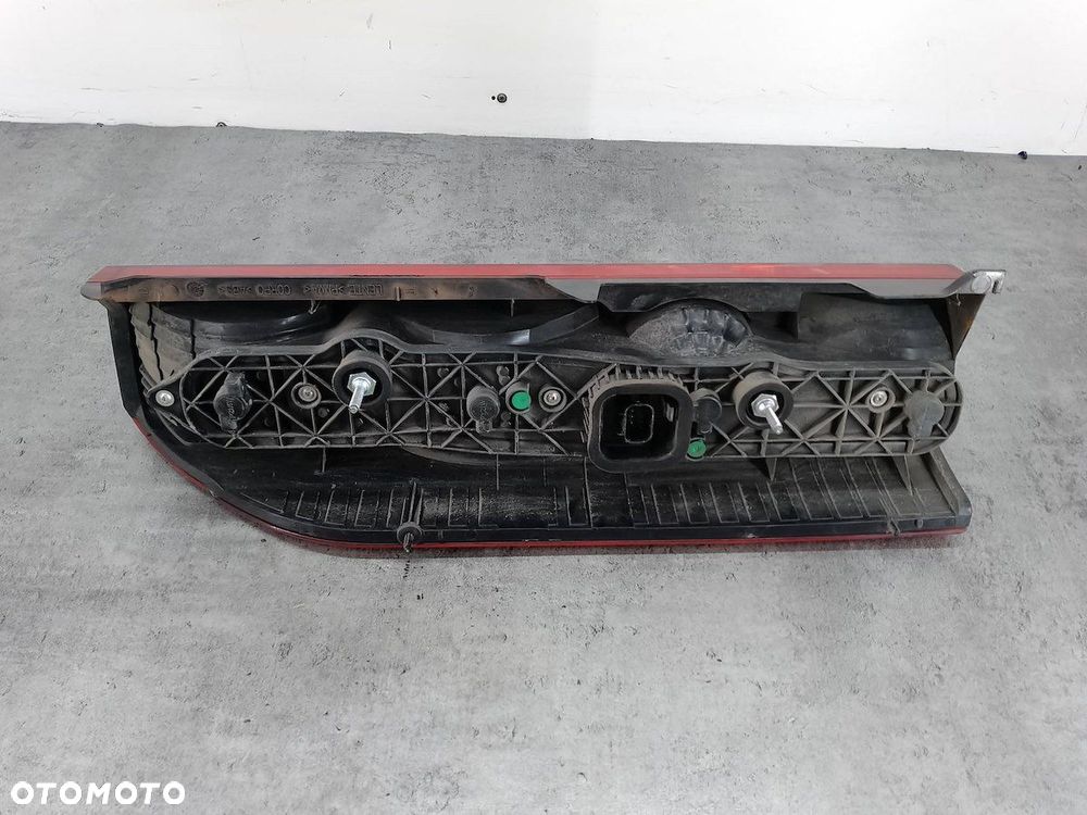 LAMPA TYLNA PRAWA FIAT DUCATO III 20.152.751 - 3