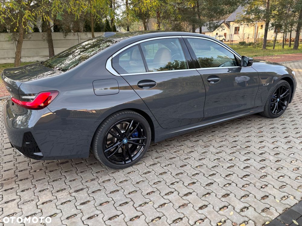 BMW Seria 3 330e PHEV M Sport sport - 8