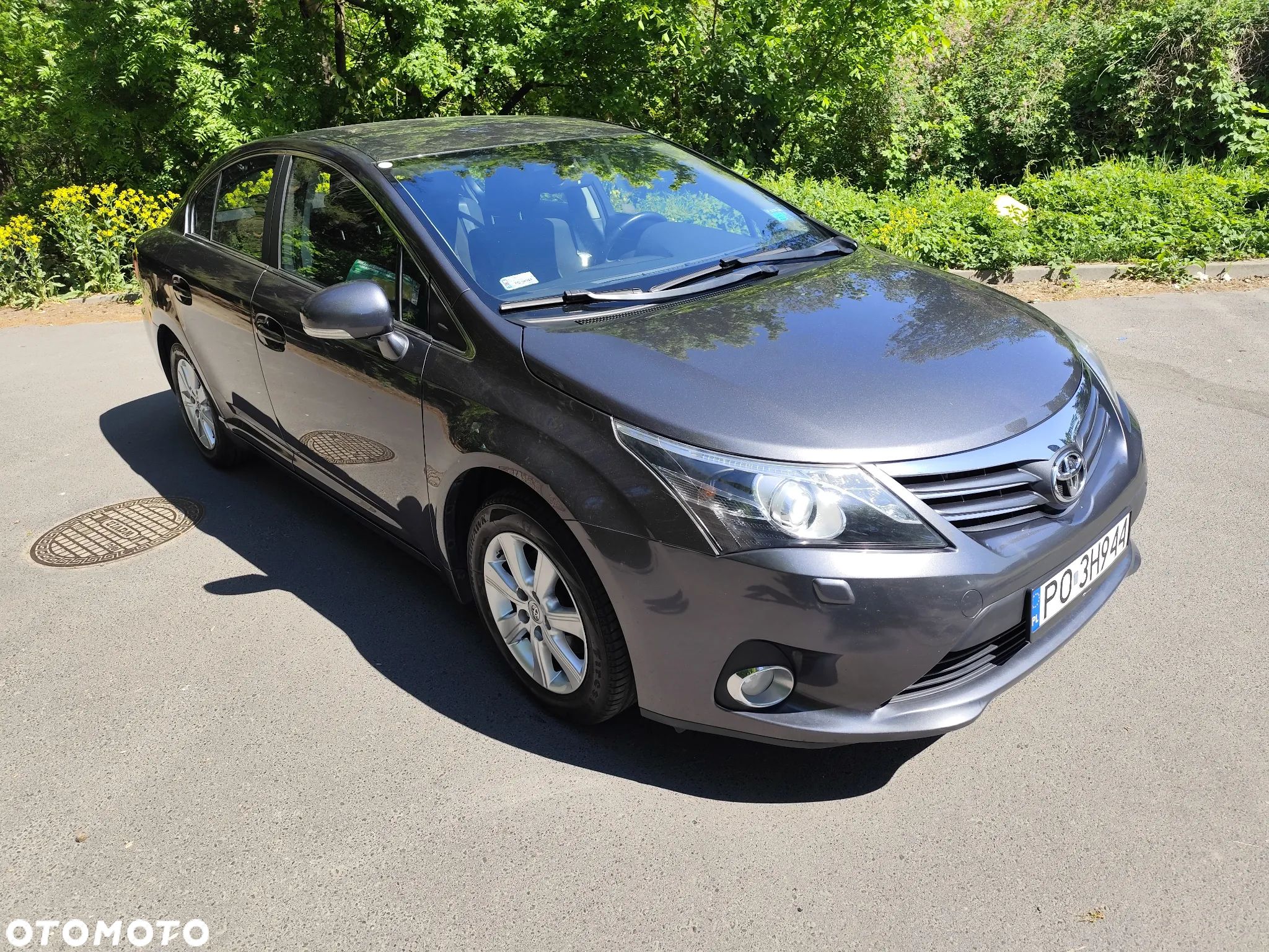 Toyota Avensis 2.0 Premium - 1