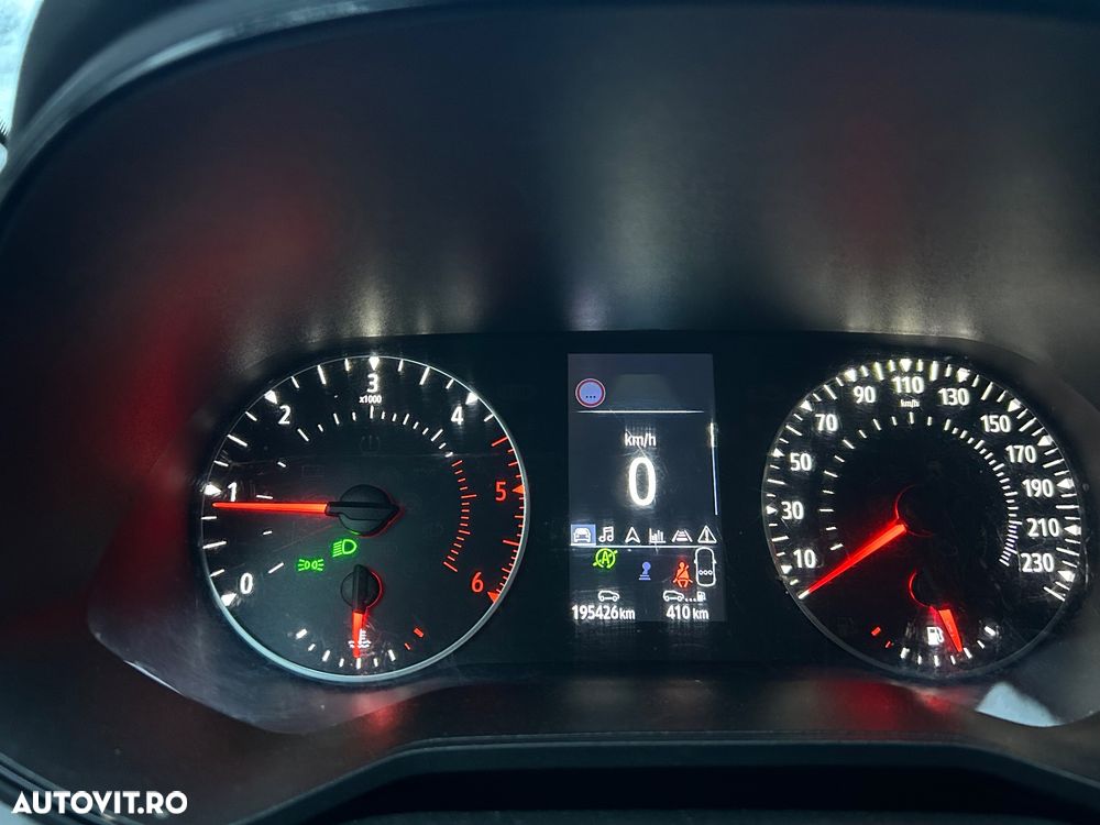 Renault Clio - 12