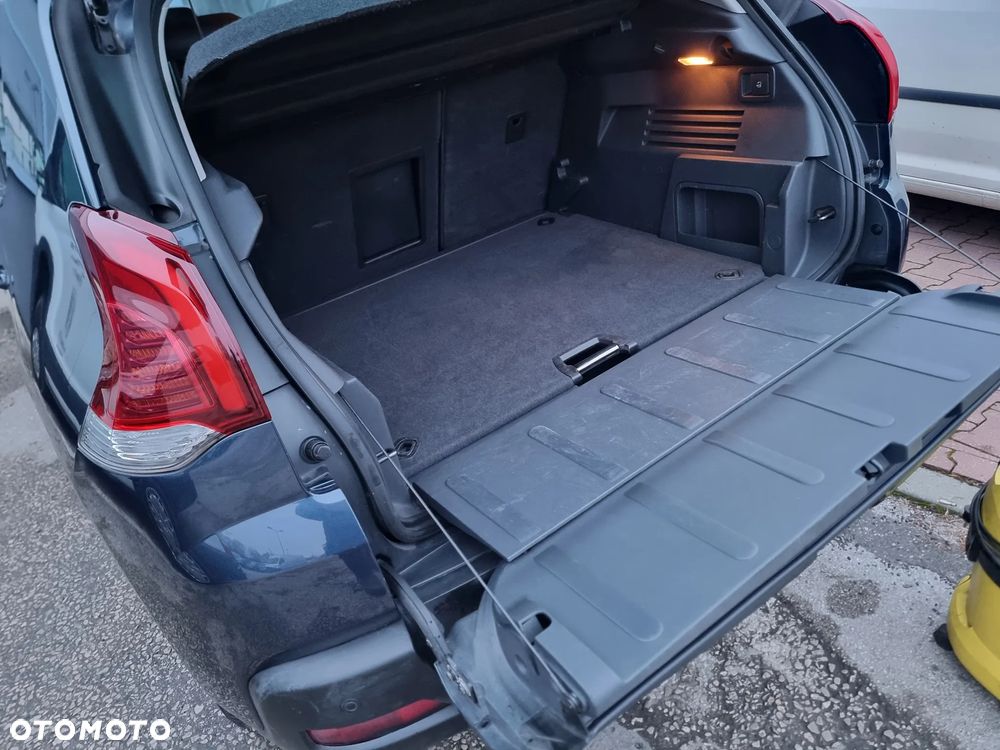 Peugeot 3008 1.6 Allure - 12