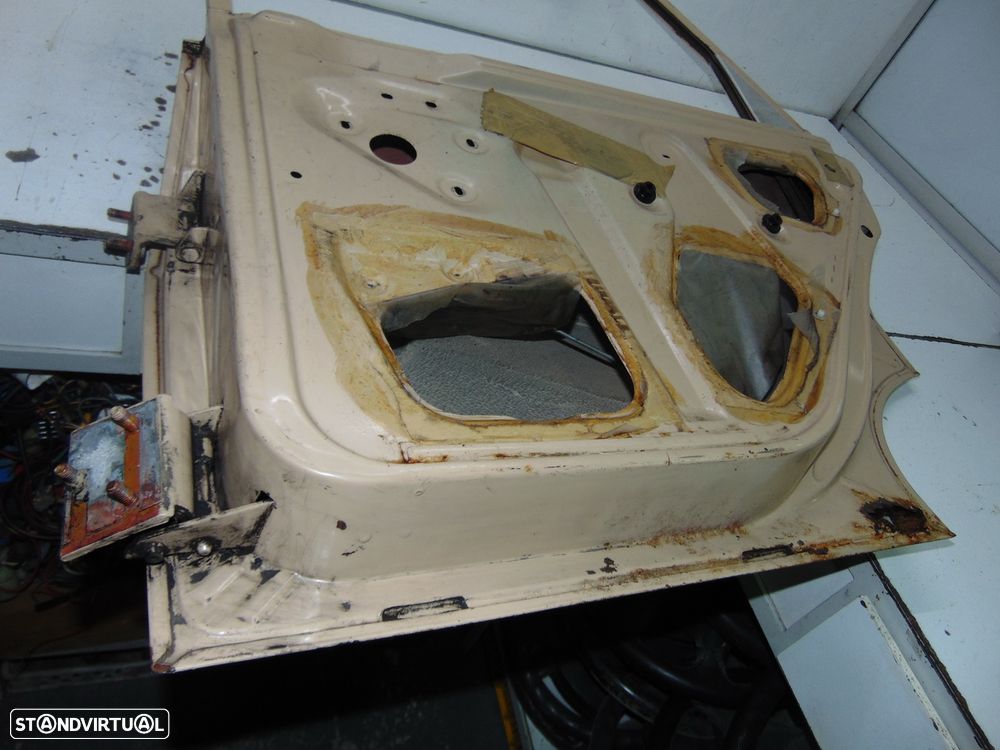 Renault 12 carrinha portas trás - 9