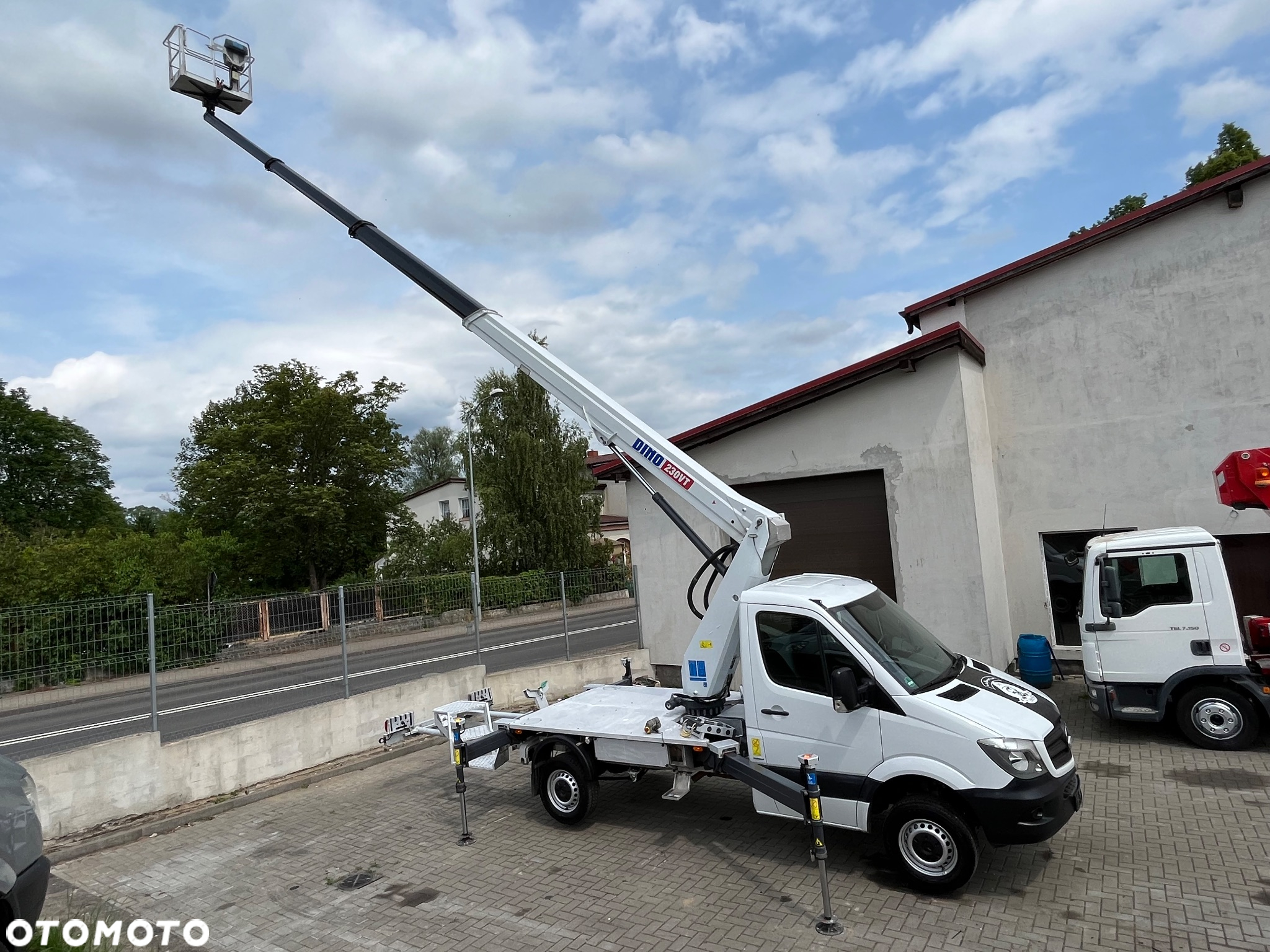 Mercedes-Benz Podnośnik Koszowy Zwyżka Dino 230VT 23 metry 15 metrów bok Mega zasięgi!! Jak Ruthmann Wumag Gsr Sterowanie z Pilota !! - 36