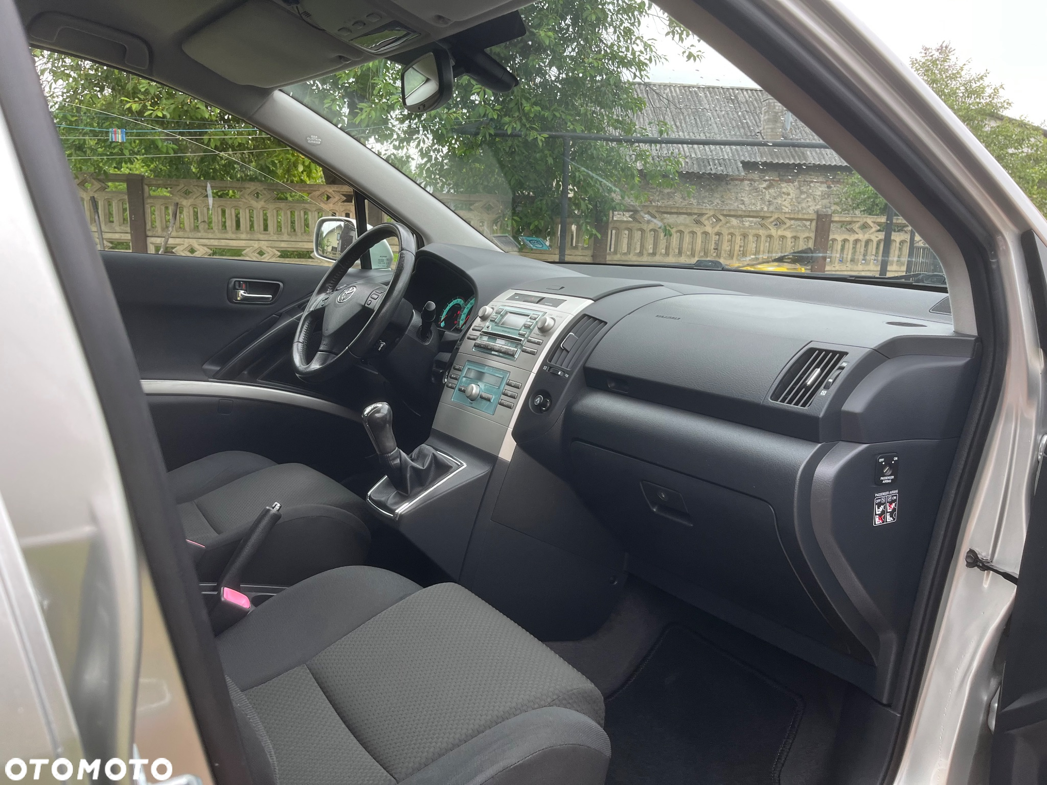 Toyota Corolla Verso 1.8 Sol + 7os - 24