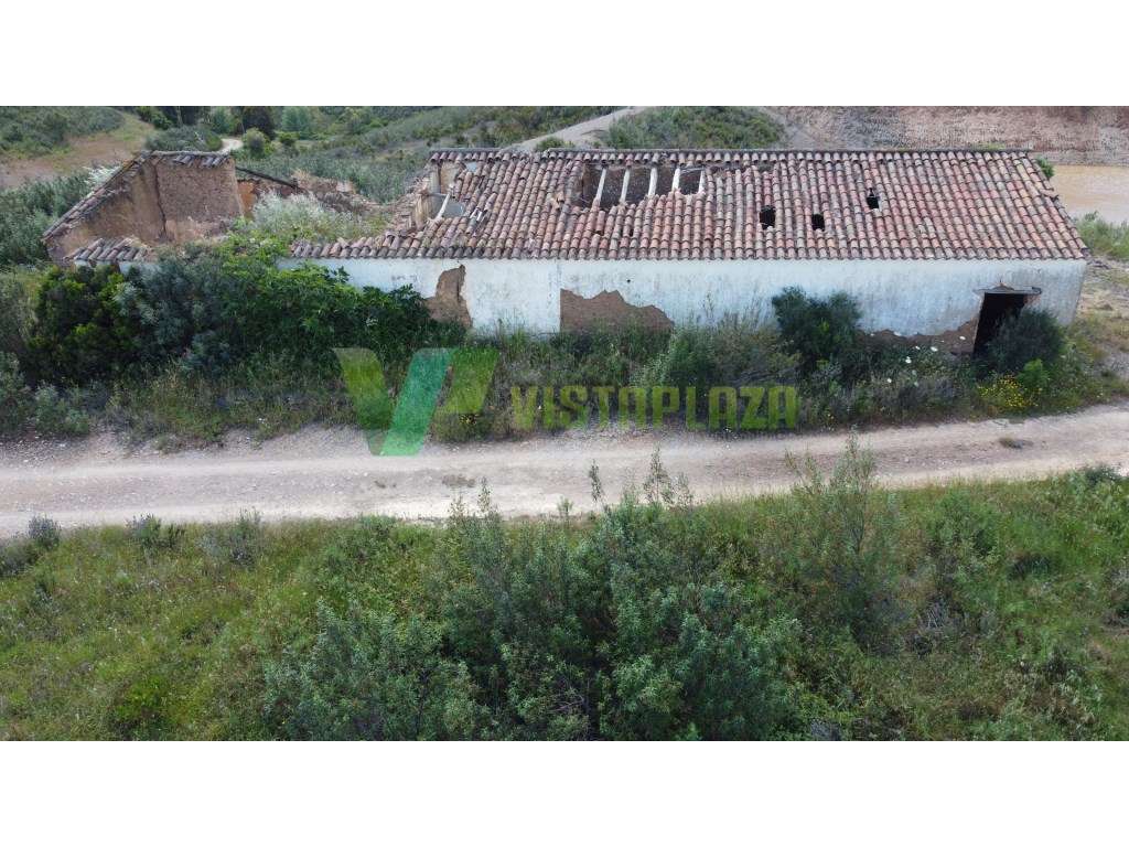 Magnífica Herdade de 57 Hectares à Venda - São Bartolomeu de Messines - Grande imagem: 5/26