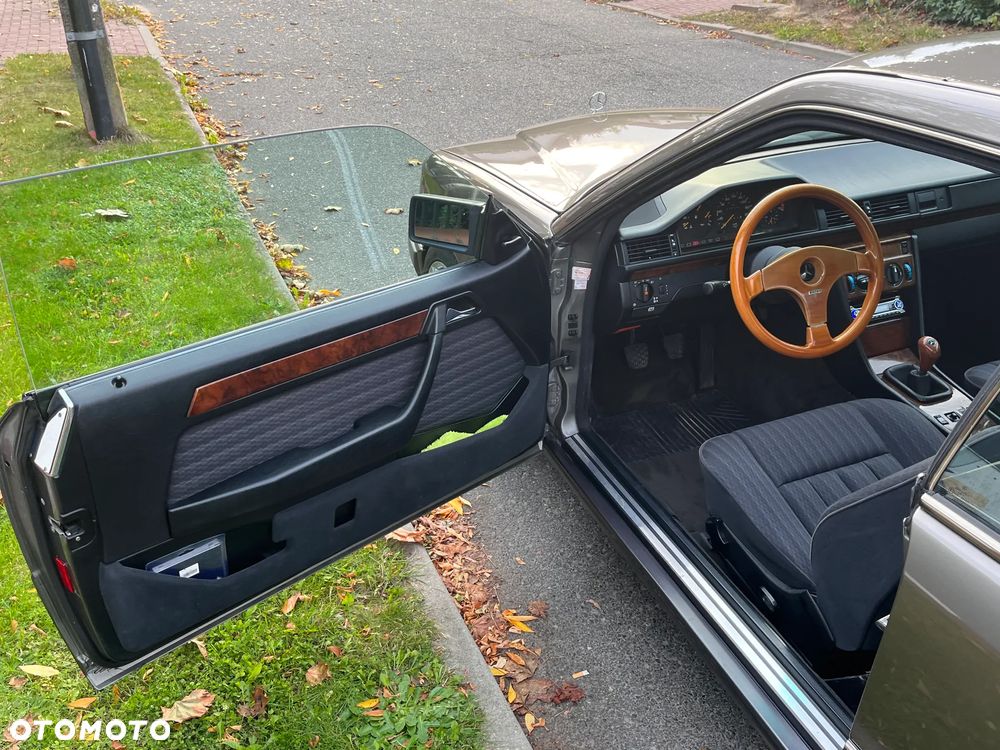 Mercedes-Benz W124 (1984-1993) - 5