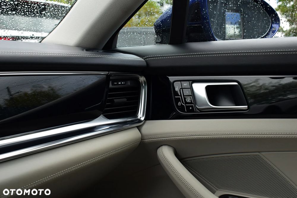 Porsche Panamera 4S E-Hybrid - 26