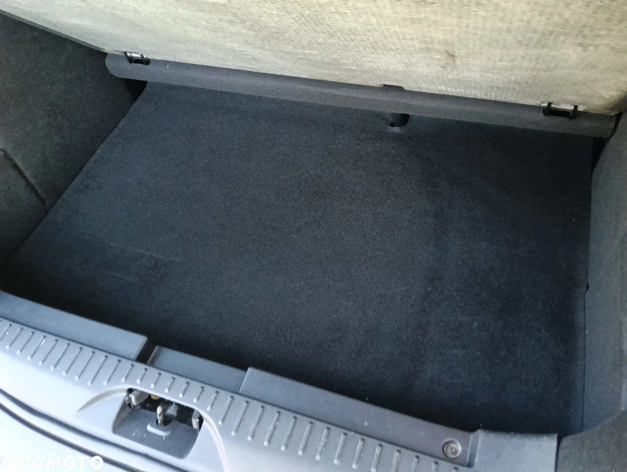 Ford B-MAX 1.4 Ambiente - 24