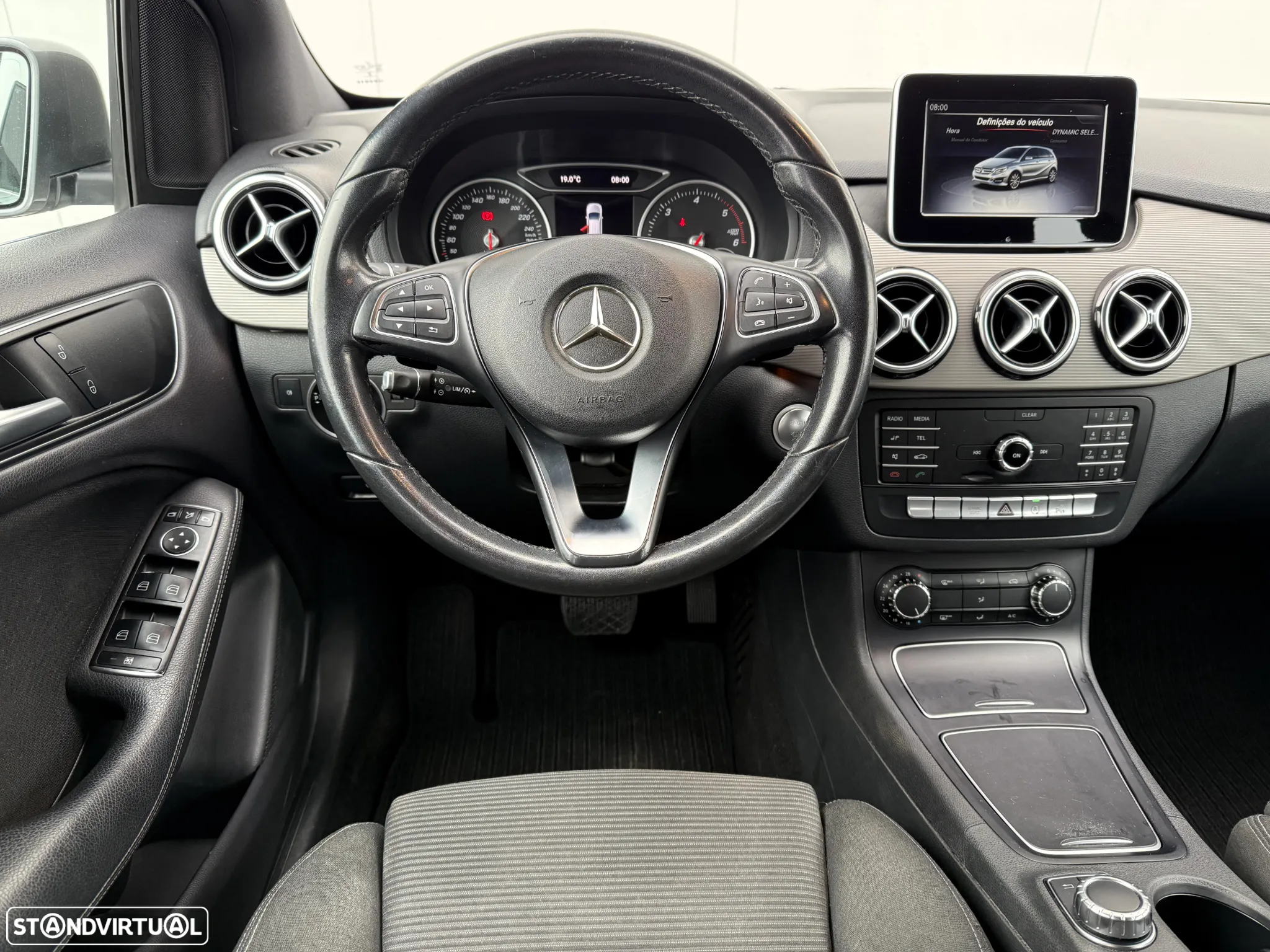 Mercedes-Benz B 200 d Style Aut. - 35