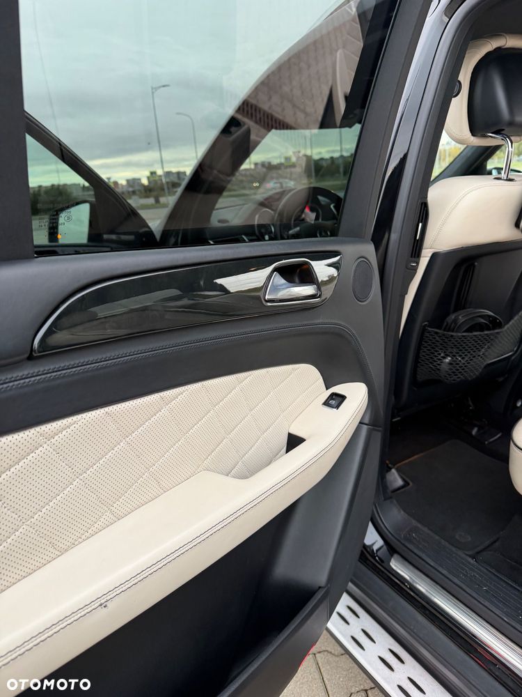 Mercedes-Benz GL 350 BlueTec 4-Matic - 19
