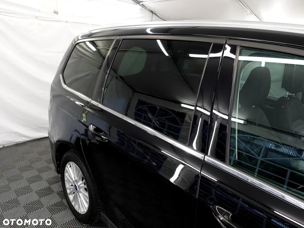 Ford Galaxy 2.0 TDCi Titanium - 30