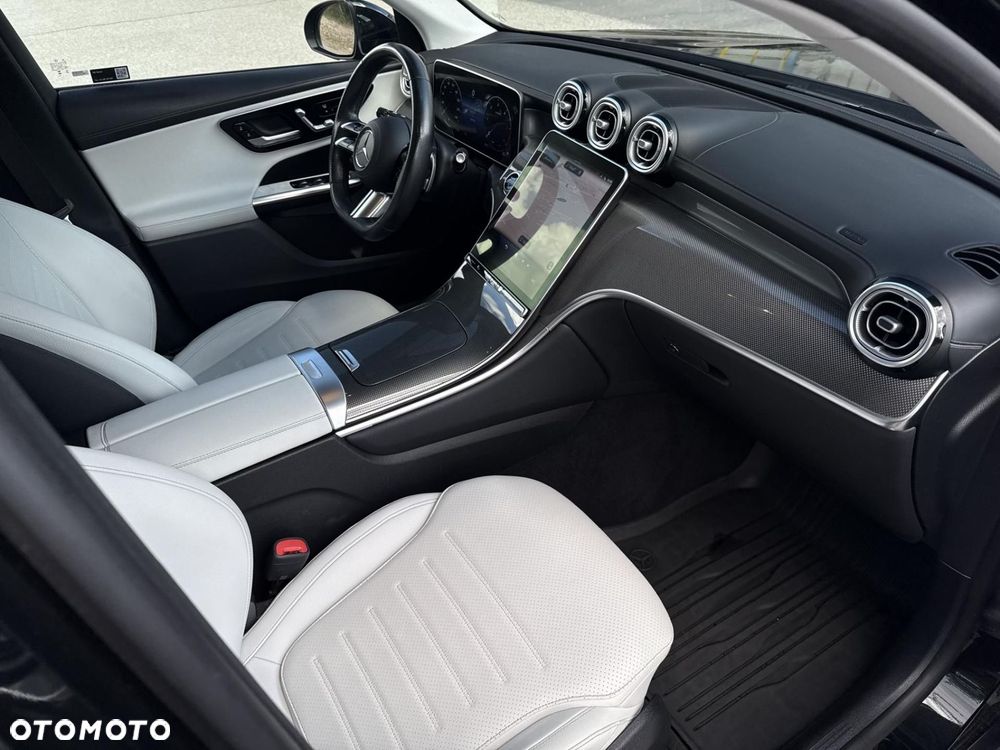 Mercedes-Benz GLC - 23