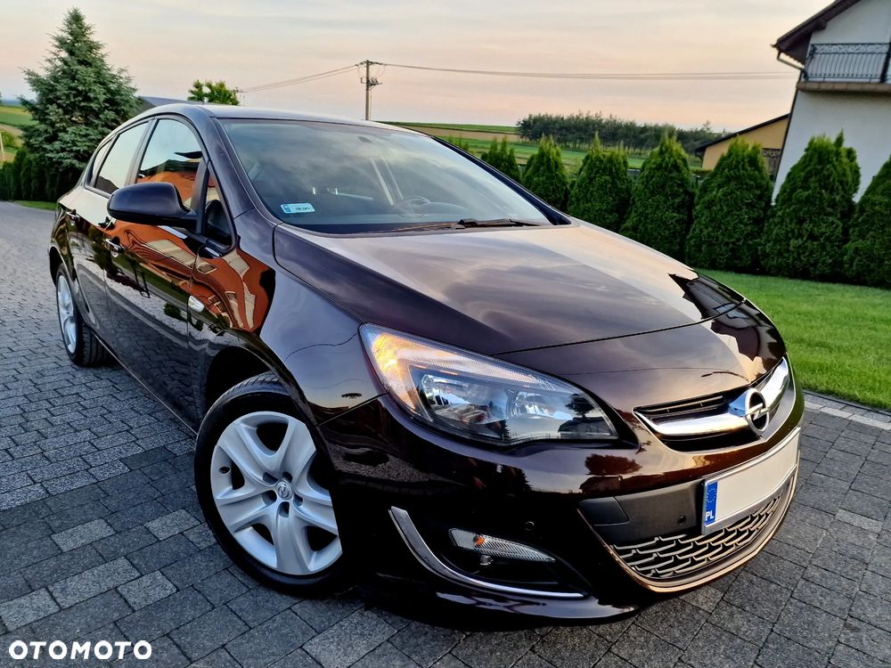 Opel Astra 1.4 T Enjoy S&S - 6