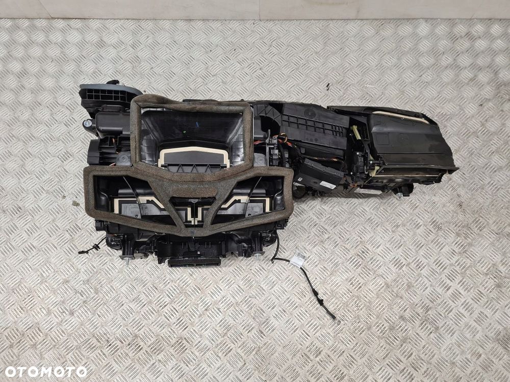 BMW X6 G06 NAGRZEWNICA 6805827 - 2