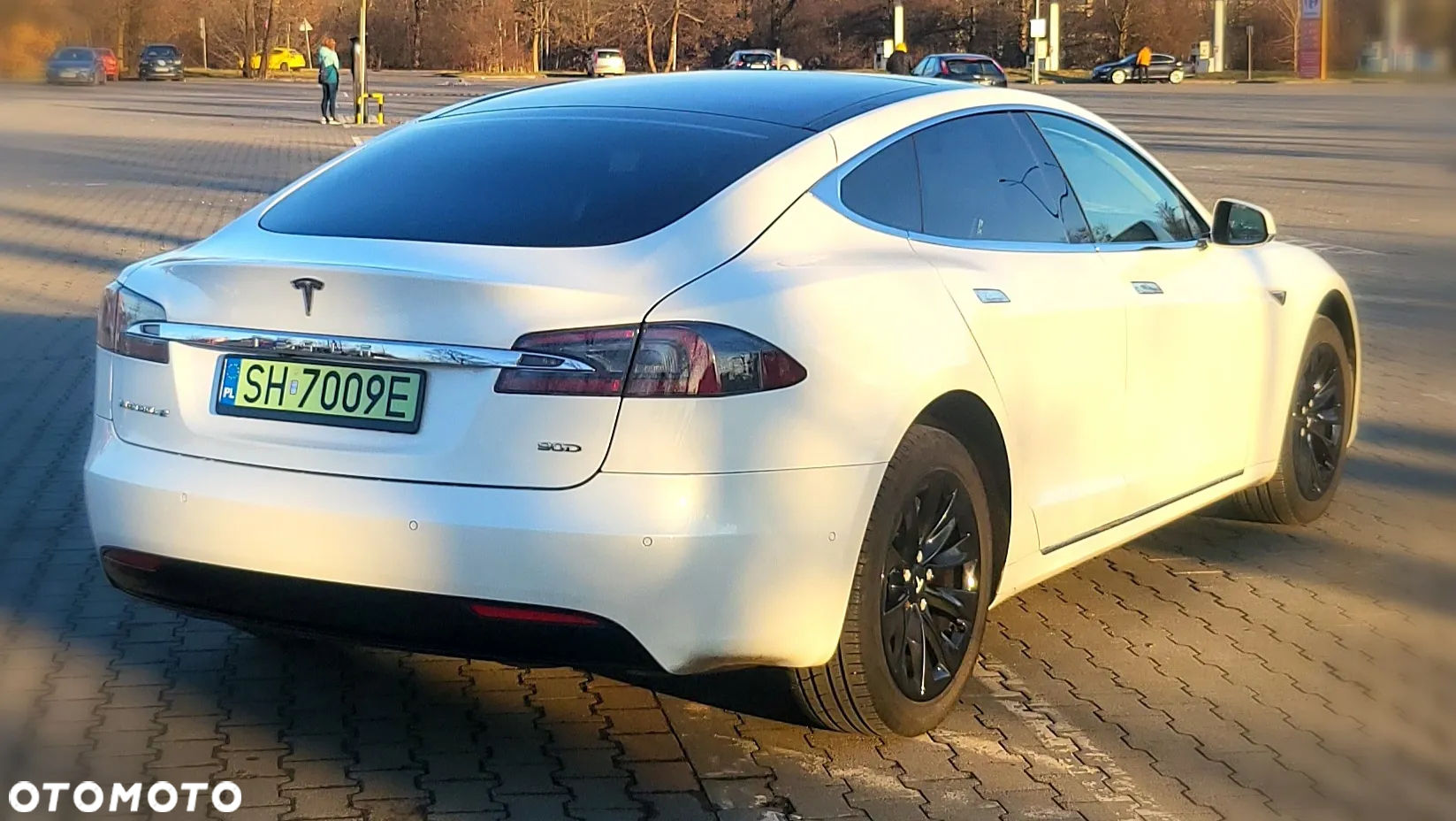 Tesla Model S Long Range Plus - 9