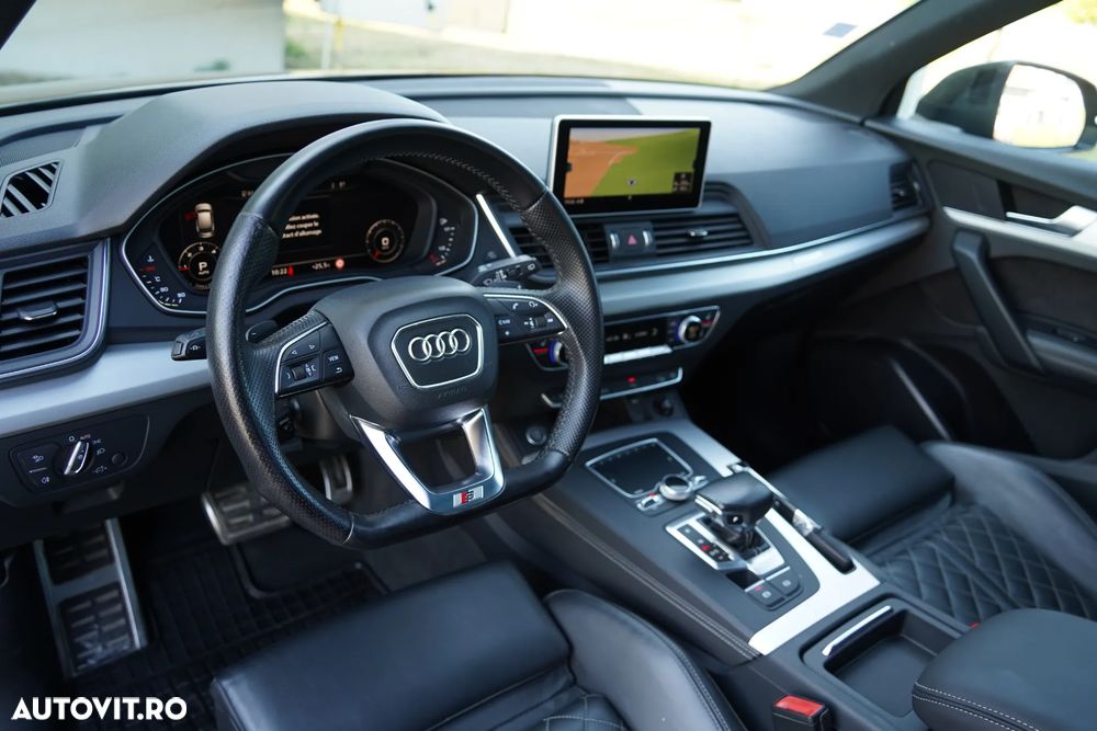 Audi Q5 2.0 40 TDI quattro S tronic Sport - 12