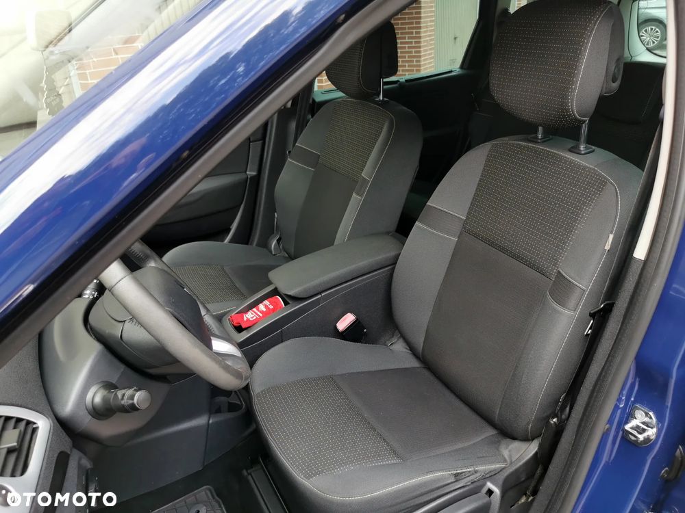 Renault Scenic 2.0 16V Privilege CVT - 8