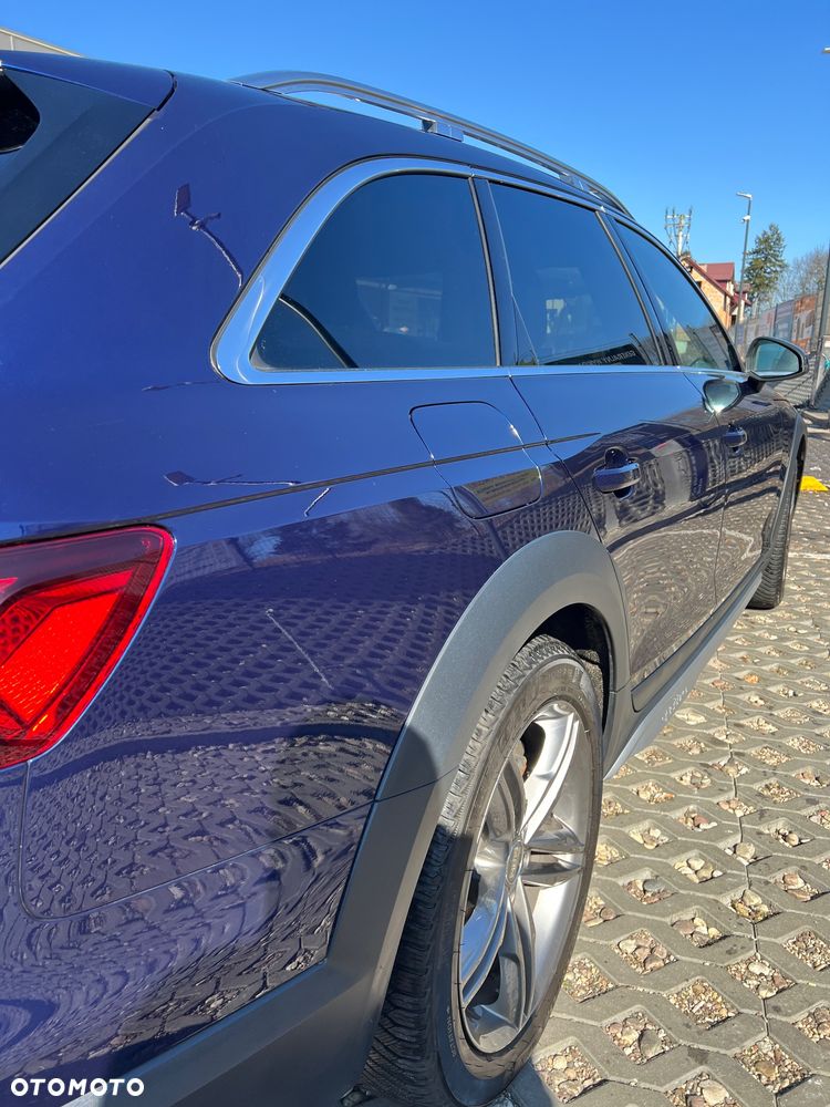 Audi A4 Allroad - 10
