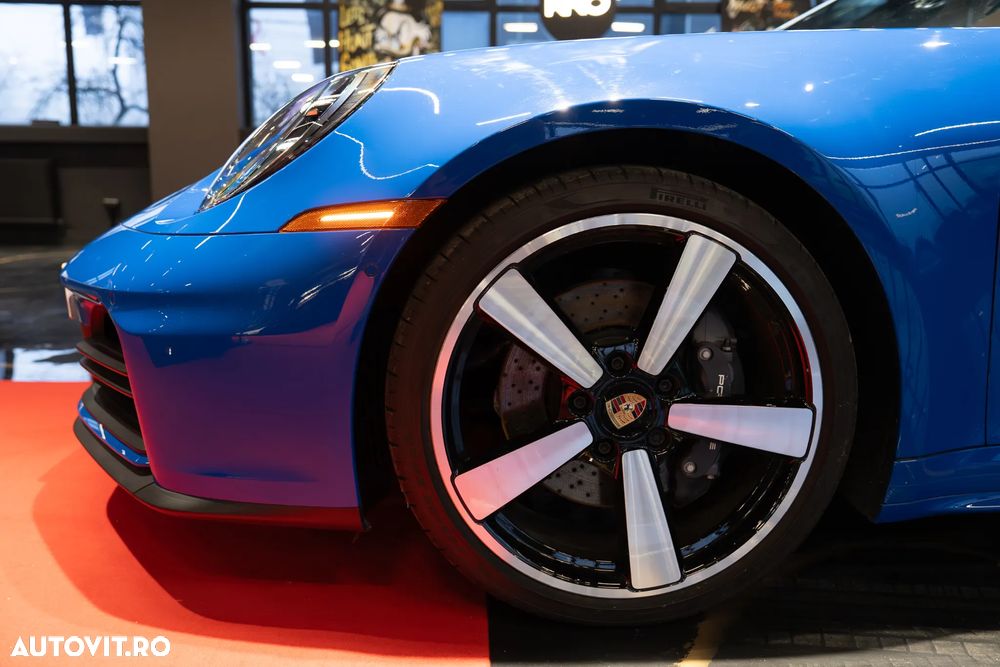 Porsche 911 Carrera PDK - 10