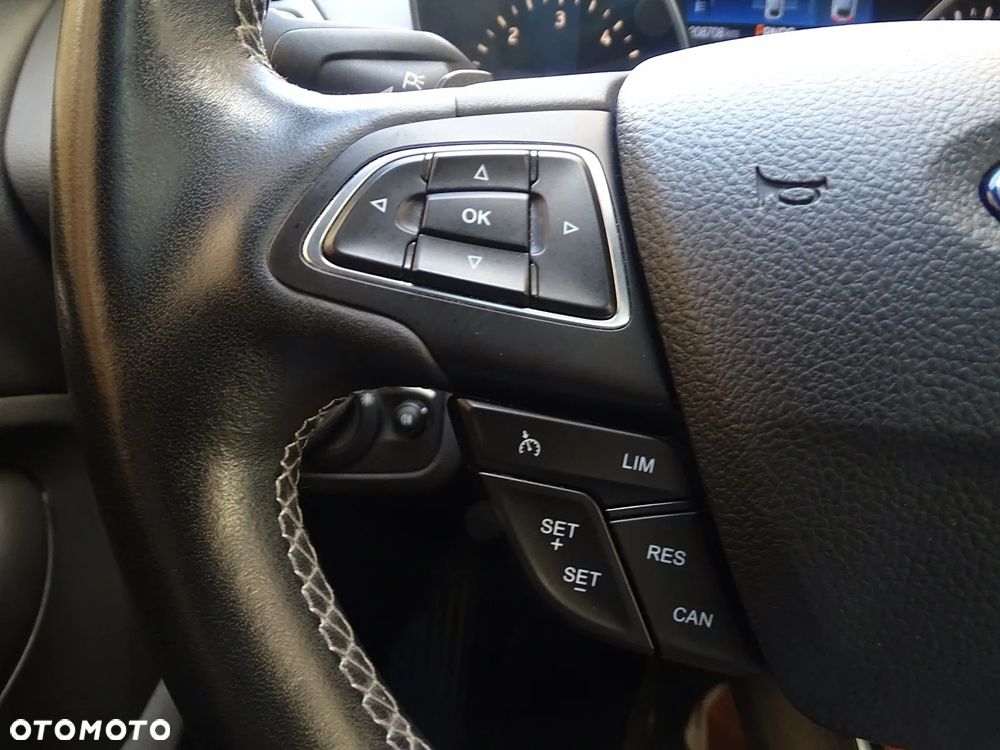 Ford Kuga 2.0 TDCi AWD ST-Line Black - 33