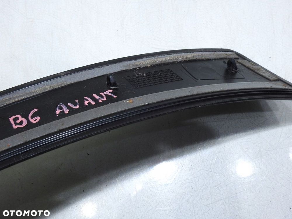 LISTWA NAKŁADKA PROGU LEWY TYŁ AUDI A4 B6 - 4