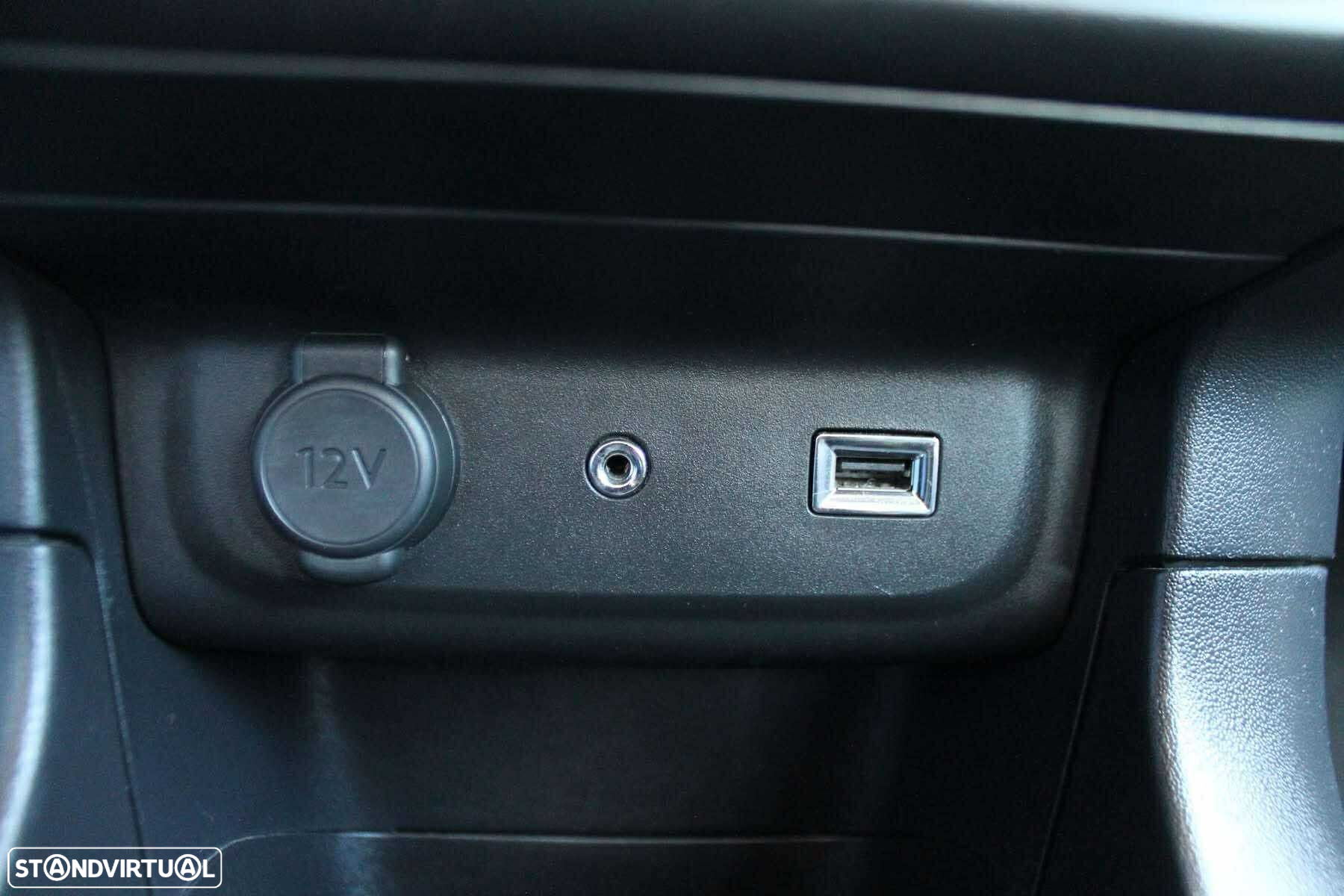 Citroën C3 1.2 PureTech Shine - 11