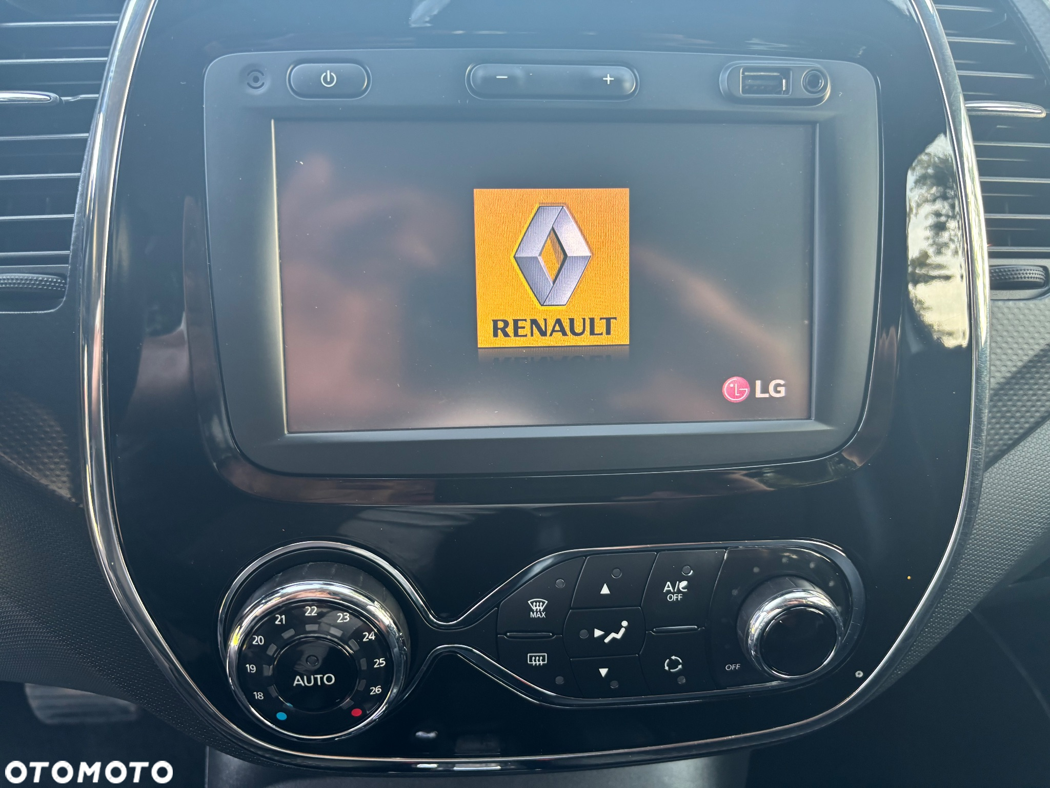 Renault Captur ENERGY TCe 120 EDC Luxe - 32