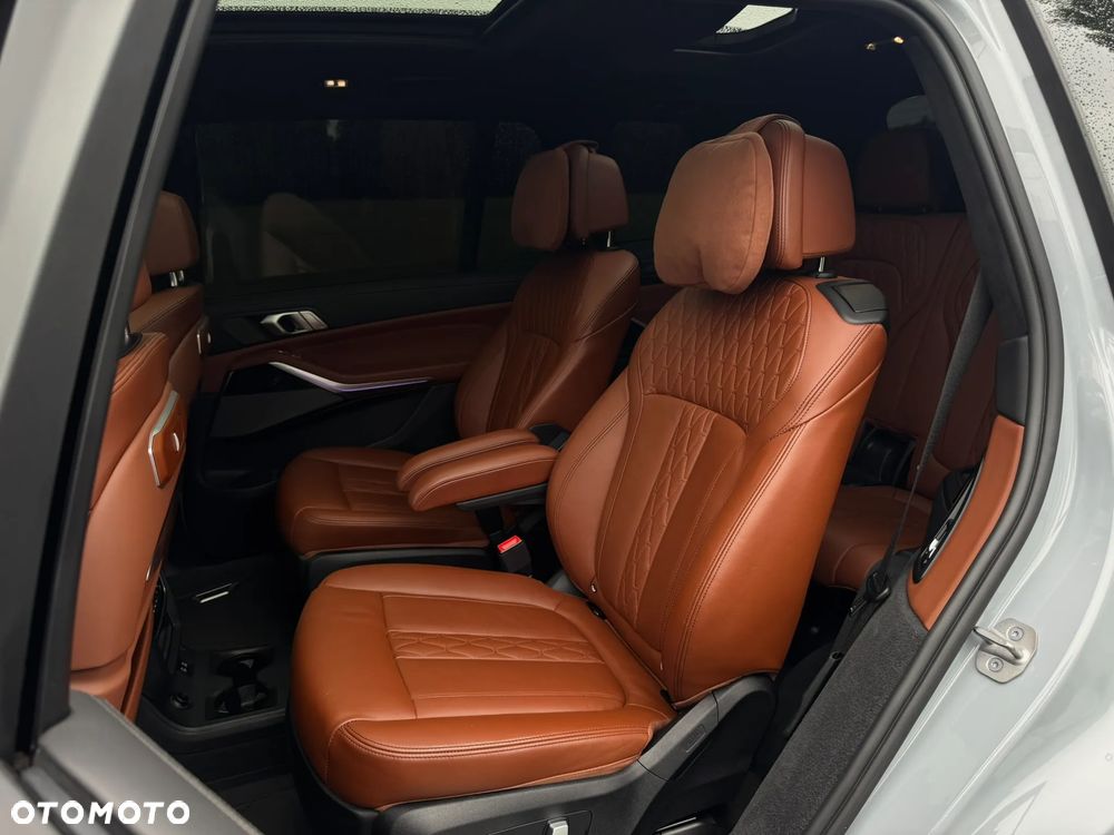 BMW X7 xDrive40i mHEV M Sport Edition sport - 29