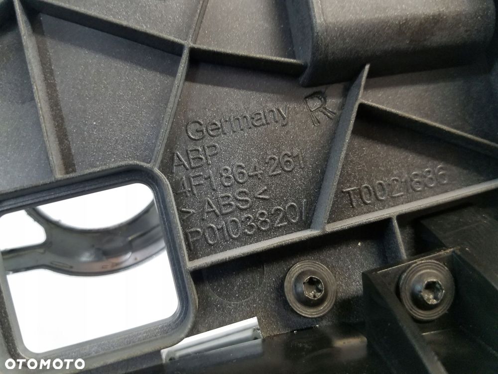 uchwyt na napoje panel środkowy mmi audi a6 c6 4f1862533c - 9