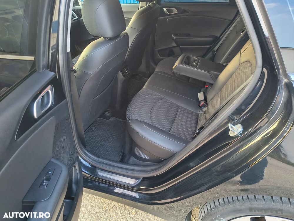 Kia Ceed 1.6 GDI DCT OPF Spirit - 15