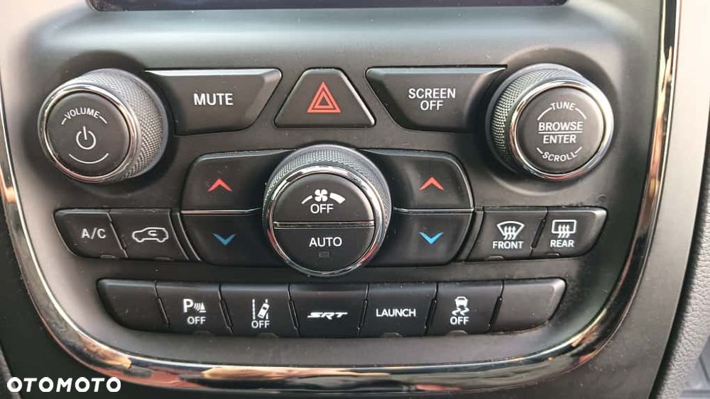 Dodge Durango 6.4 SRT - 37